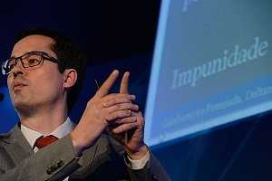 "Precisamos fazer algo em relação a Gilmar Mendes", disse Dallagnol a procuradores