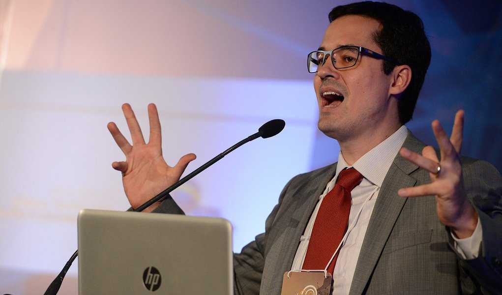 Deltan, sobre ordem para soltar Lula: ‘Vou ligar pra PF pra pedir pra não cumprir’